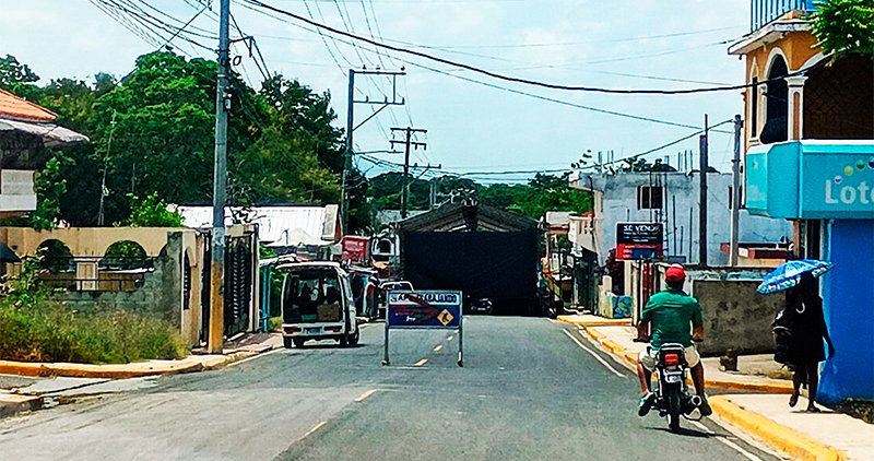 ¡Diantre! La PN en Puerto Plata agredió y apresó a un sacerdote